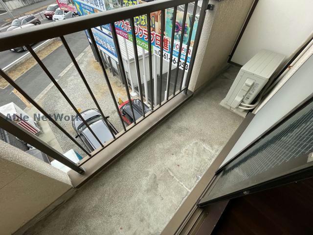 バルコニー　※同物件別部屋の写真です。