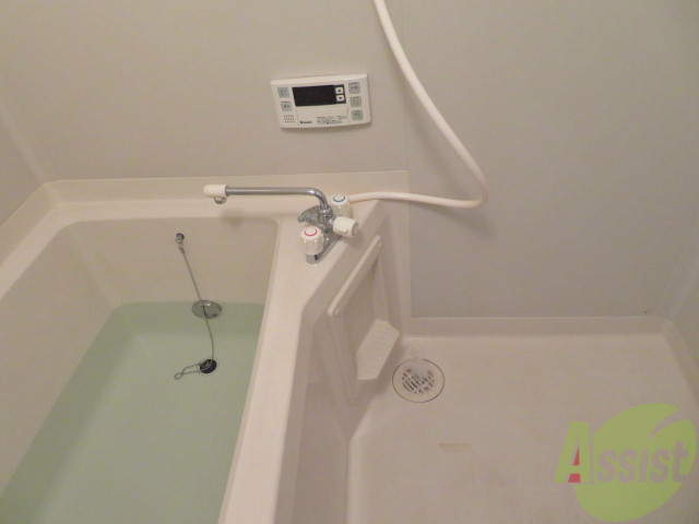 バス・シャワールーム　疲れた時はゆっくり湯船につかってみてはいかがでしょうか。