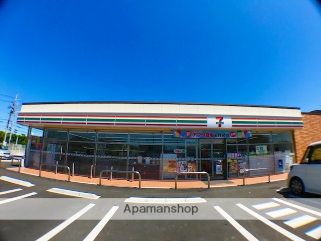 コンビニ　セブンイレブン（コンビニ）まで389m