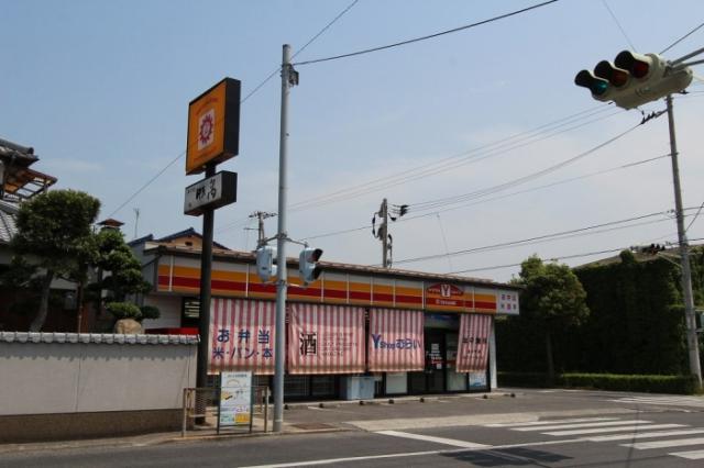 コンビニ　ヤマザキＹショップ庵治むらい店（コンビニ）まで307m
