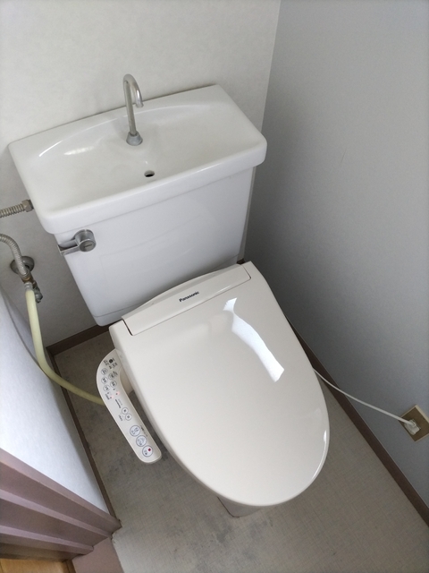 トイレ　トイレ