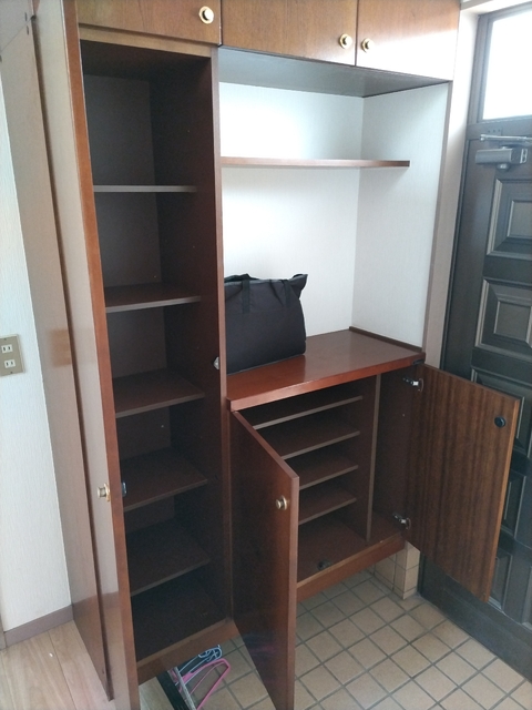 玄関　シューズボックス