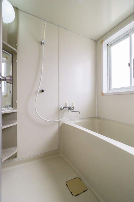 バス・シャワールーム　図面と現状に相違がある場合には現状を優先