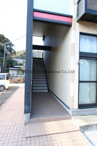 エントランス　クイーンハイム