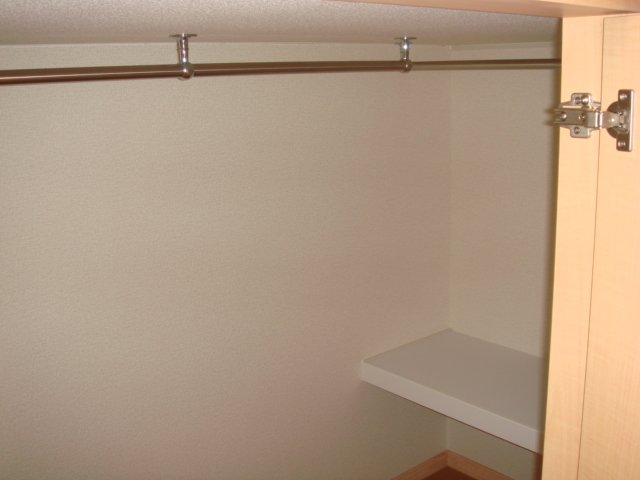 収納　ハイベッド下　収納