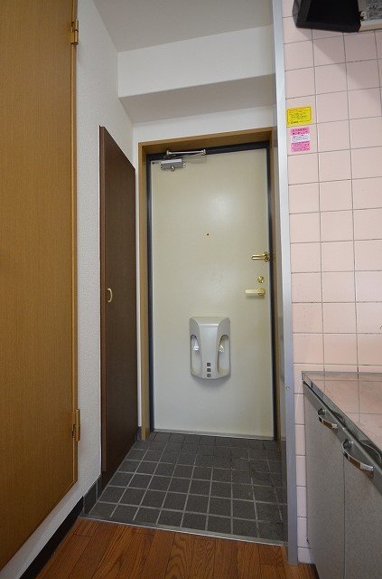 玄関　別号室の写真です。