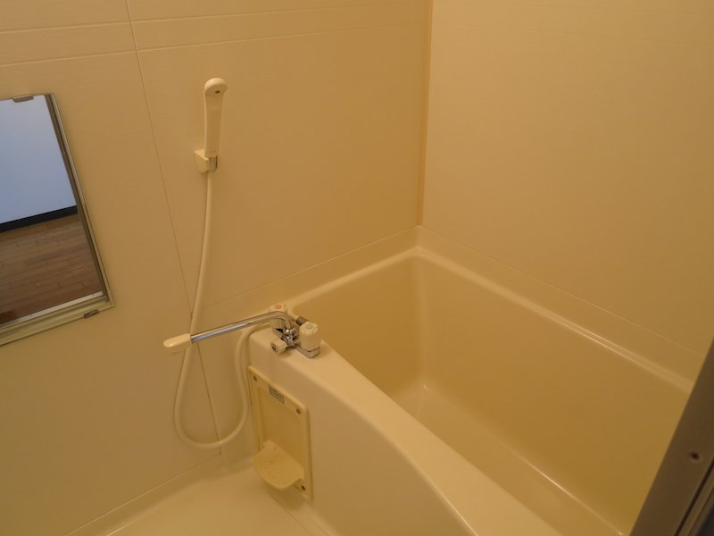 バス・シャワールーム　使いやすいお風呂でまったりリフレッシュ！