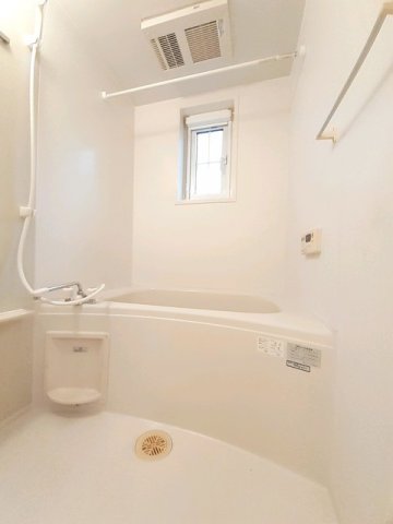 バス・シャワールーム　お風呂で日々の疲れを落としましょう