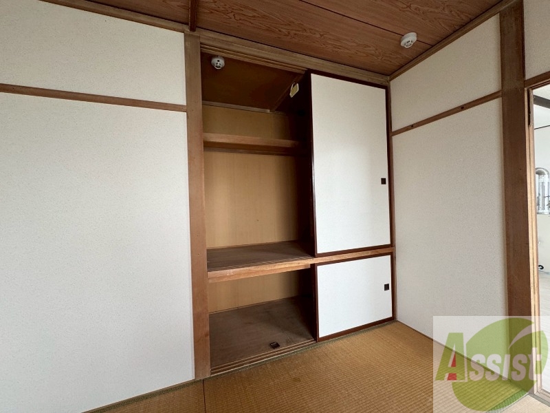 収納　こちらは収納です。物をしまう事ができますね！