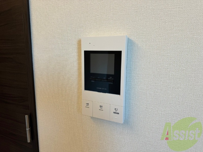 セキュリティ　ＴＶモニター付インターホンです。来客者の顔が見えるので安心！