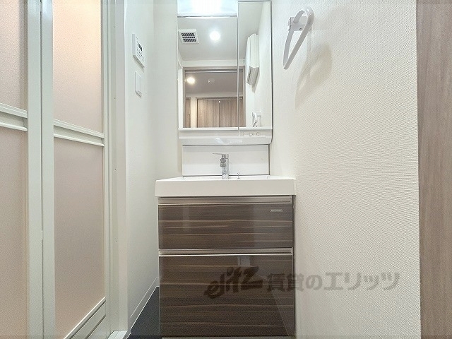 洗面設備　独立洗面台