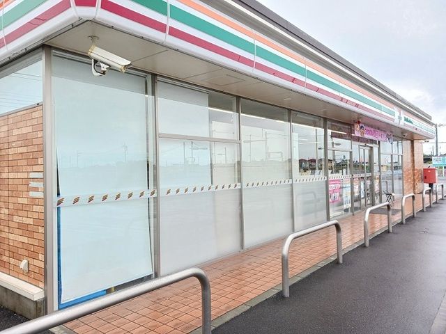 コンビニ　セブンイレブン玉村南玉店（コンビニ）まで850m