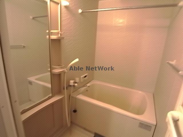 バス・シャワールーム　バス