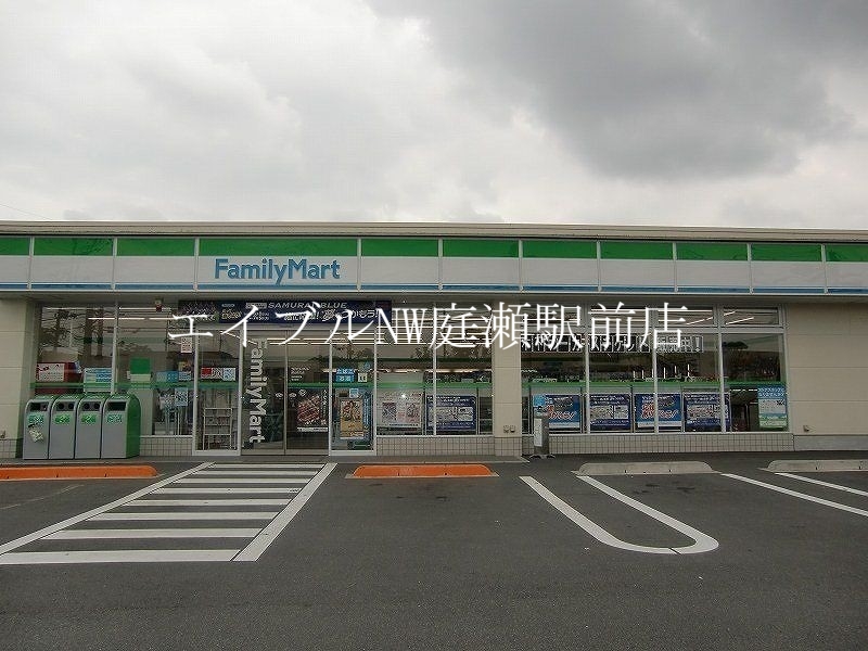 コンビニ　ファミリーマート倉敷下庄店（コンビニ）まで662m