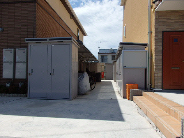 その他　トランクルーム・駐輪場