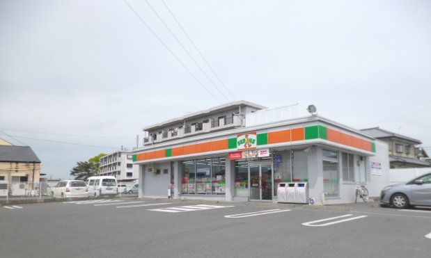 コンビニ　サンクス（コンビニ）まで400m