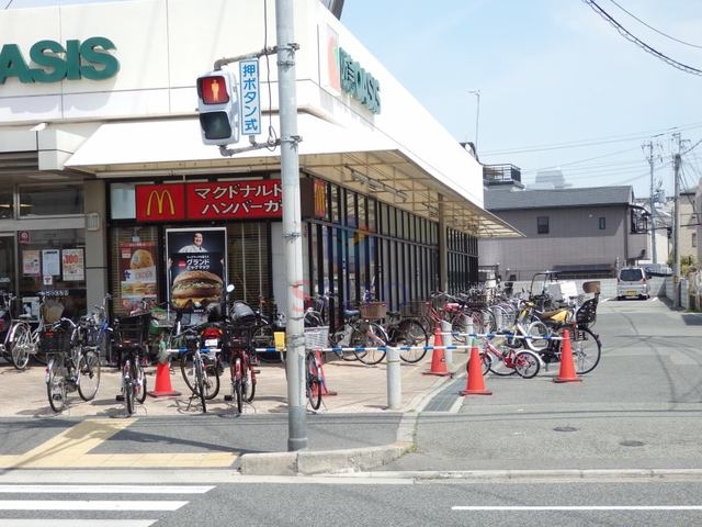 飲食店　マクドナルド小曽根ニッショー店（飲食店）まで567m