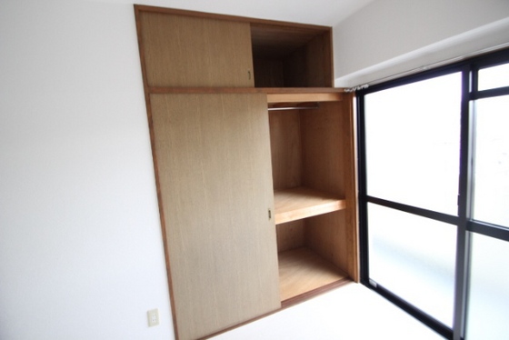 収納　※別部屋の写真です