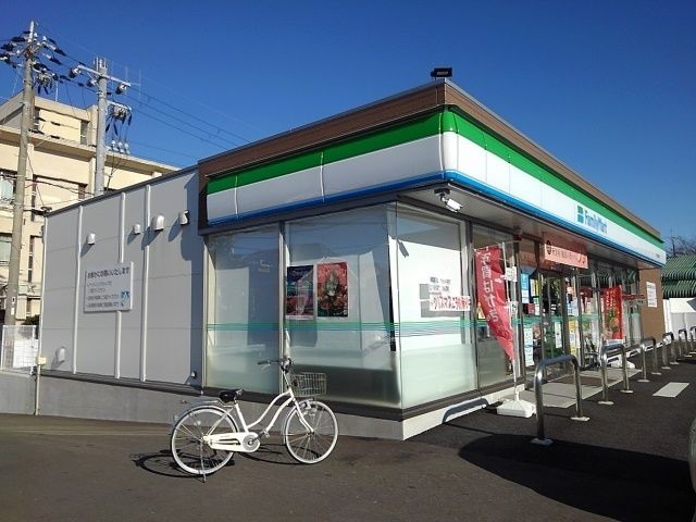 コンビニ　ファミリーマート榎原店様（コンビニ）まで160m