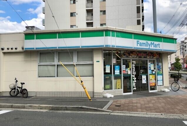 コンビニ　ファミリーマート都島内代町店（コンビニ）まで105m