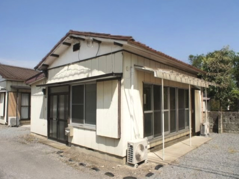 粕谷貸家の建物外観