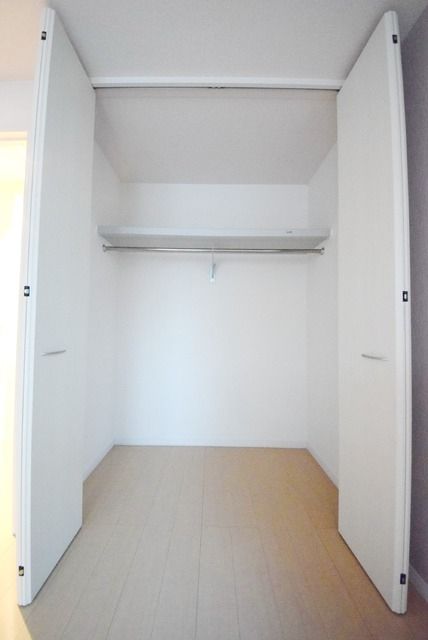 収納　ウォークインクローゼット