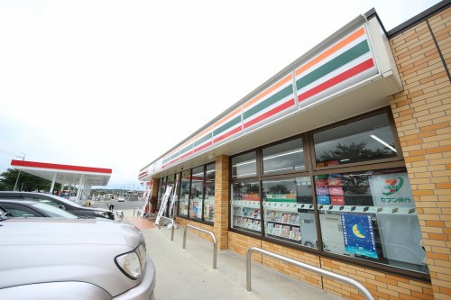 コンビニ　セブンイレブン　鹿沼警察署前店（コンビニ）まで1264m