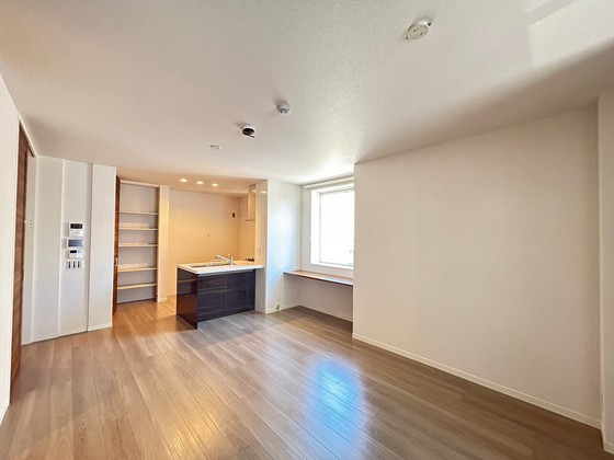 居室・リビング　※他部屋の写真です。