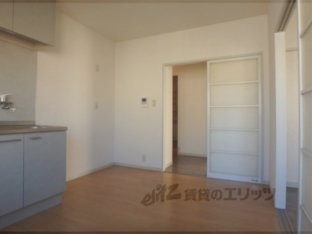 居室・リビング　リビング