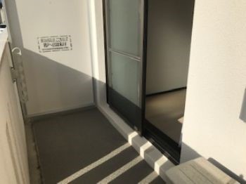 バルコニー　現状優先