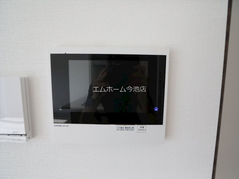 セキュリティ　TVモニター付インターホン