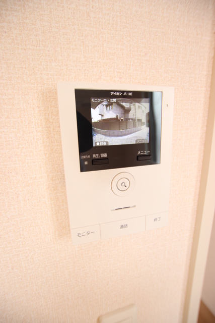 セキュリティ　来訪者が室内で確認可能なＴＶモニターフォン♪