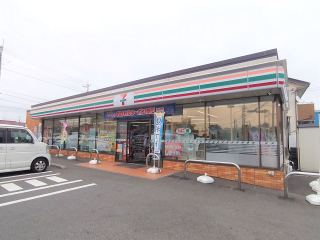 コンビニ　セブンイレブン四街道和良比店（コンビニ）まで400m