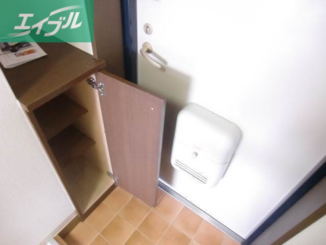 玄関　同タイプのお部屋の写真です