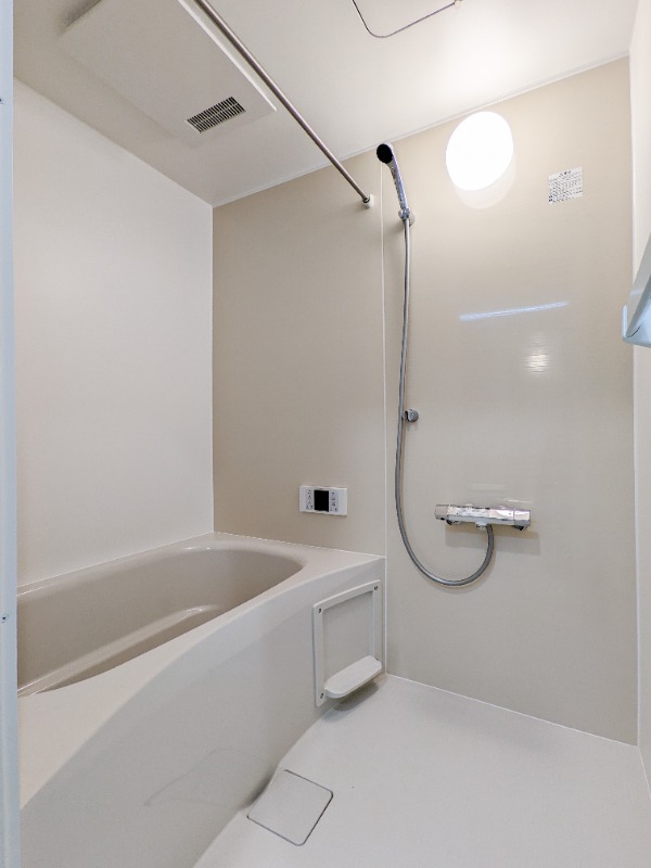 バス・シャワールーム　図面と現状に相違がある場合には現状を優先