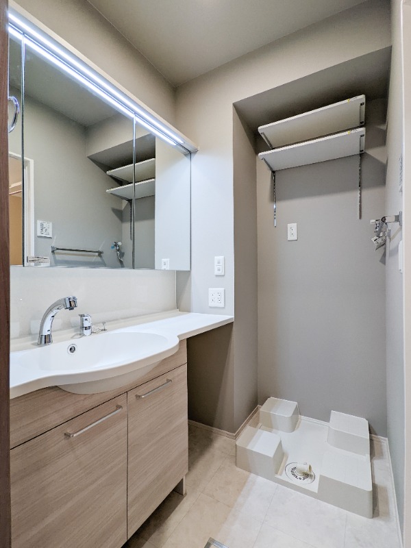 洗面設備　図面と現状に相違がある場合には現状を優先