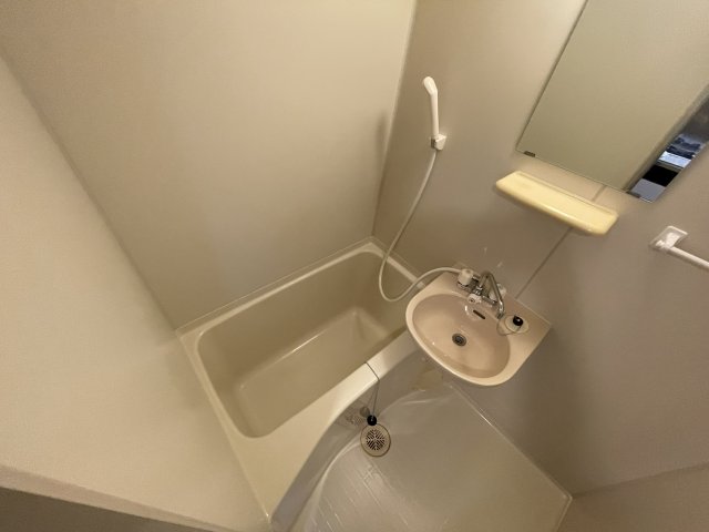 バス・シャワールーム　きれいなお風呂です