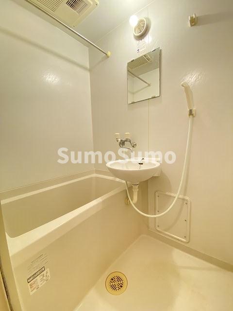 バス・シャワールーム　日々の疲れを癒すお風呂付です