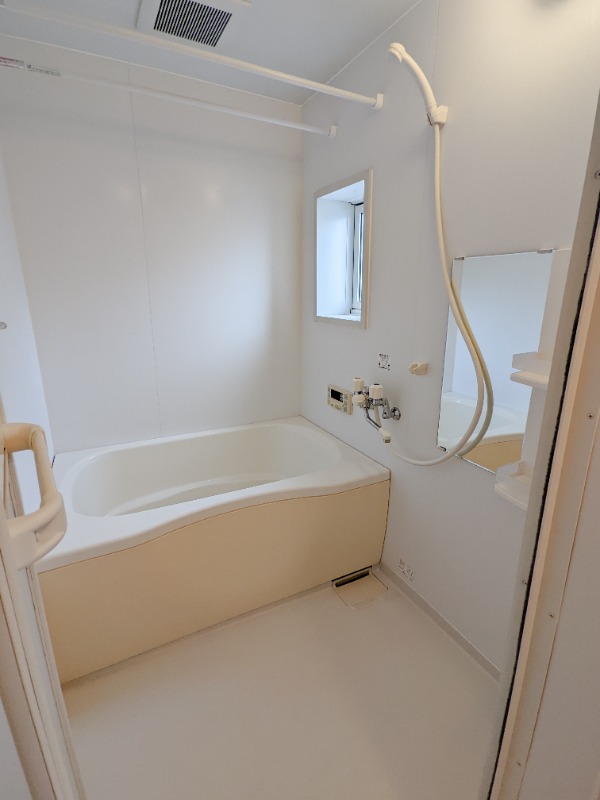 バス・シャワールーム　図面と現状に相違がある場合には現状を優先