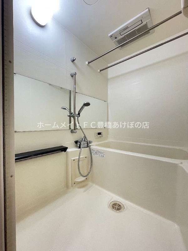 バス・シャワールーム　同型別部屋写真