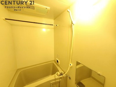 バス・シャワールーム　浴室乾燥や追い炊き機能付きで便利な浴室♪