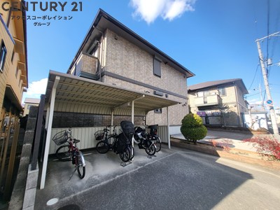 建物外観　敷地内に駐輪場あります☆