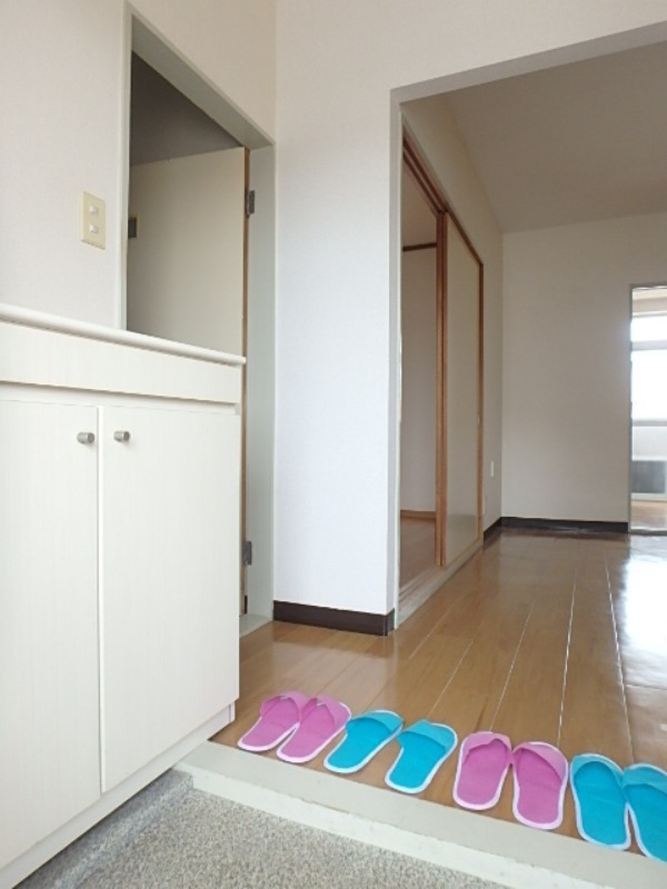 玄関　図面と現状に相違がある場合には現状を優先