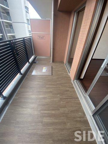 バルコニー　※同シリーズ参考画像