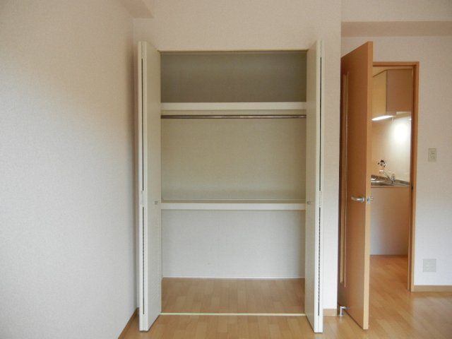 収納　サンシャイン北神戸（GoodHome）