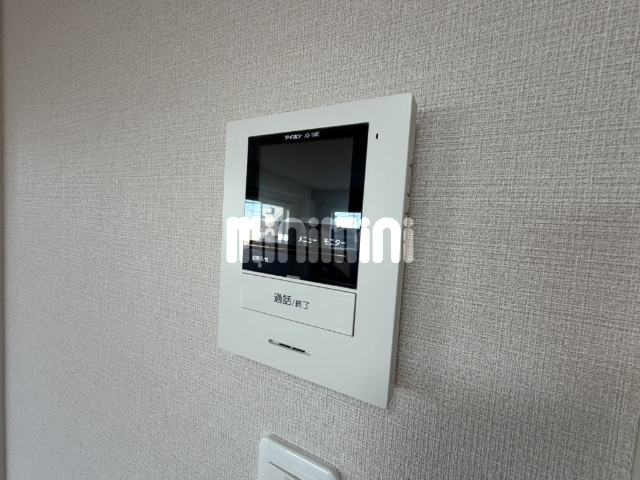 セキュリティ　来客時に安心なカメラ付きインターホンです