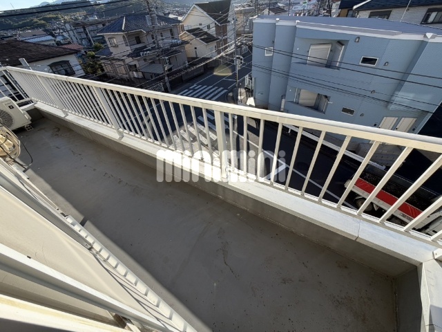 バルコニー　日当たり良好です