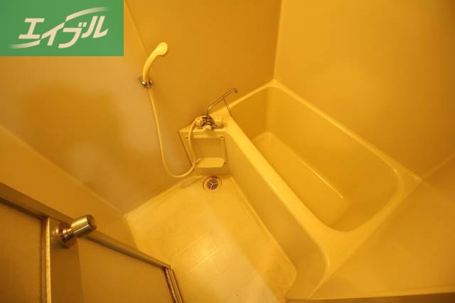 バス・シャワールーム　バスルーム