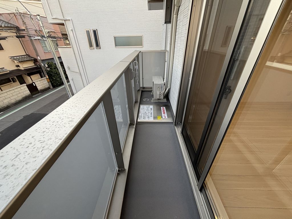 バルコニー　バルコニー