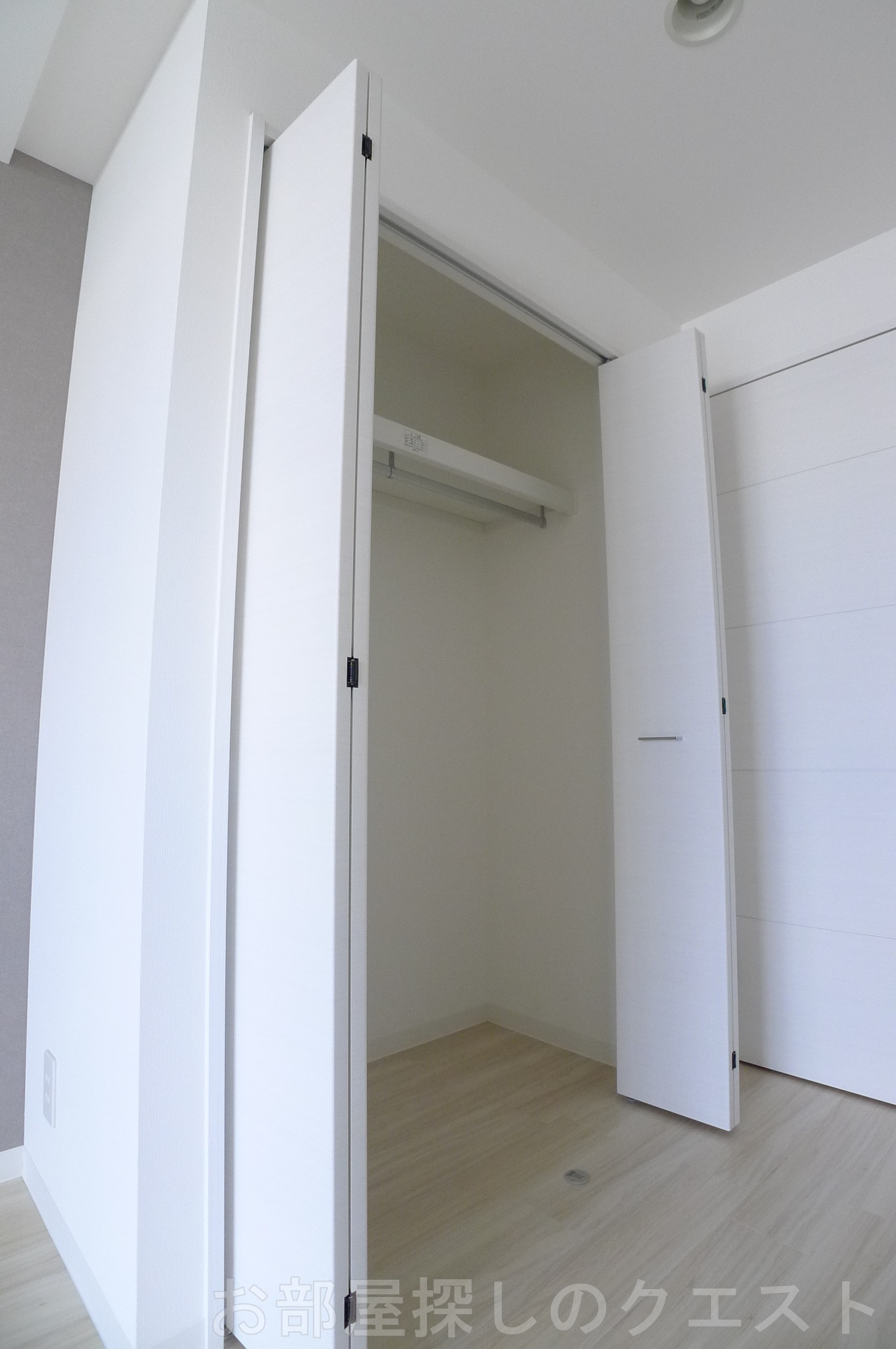 収納　（写真は同仕様）